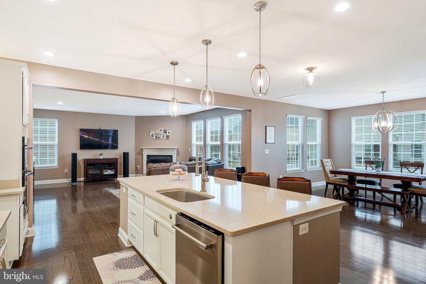 42206 BUNKER WOODS PL, BRAMBLETON, Virginia 20148, 5 Bedrooms Bedrooms, ,4 BathroomsBathrooms,Residential,For sale,42206 BUNKER WOODS PL,VALO2113508 MLS # VALO2113508