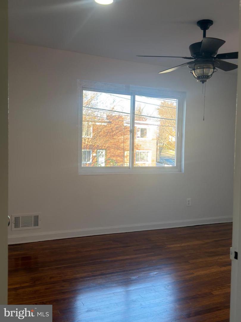 245 NICHOLSON ST NE, WASHINGTON, District Of Columbia 20011, 3 Bedrooms Bedrooms, 5 Rooms Rooms,2 BathroomsBathrooms,Residential,For sale,245 NICHOLSON ST NE,DCDC2240636 MLS # DCDC2240636