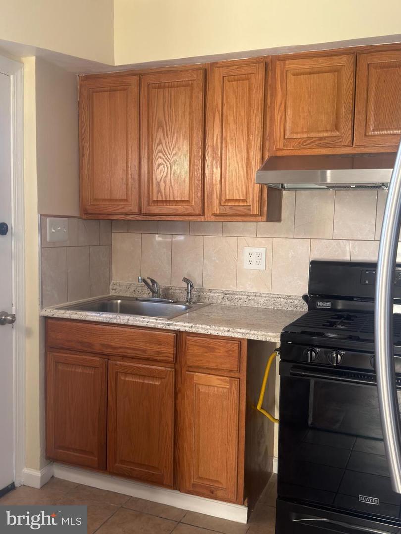 245 NICHOLSON ST NE, WASHINGTON, District Of Columbia 20011, 3 Bedrooms Bedrooms, 5 Rooms Rooms,2 BathroomsBathrooms,Residential,For sale,245 NICHOLSON ST NE,DCDC2240636 MLS # DCDC2240636