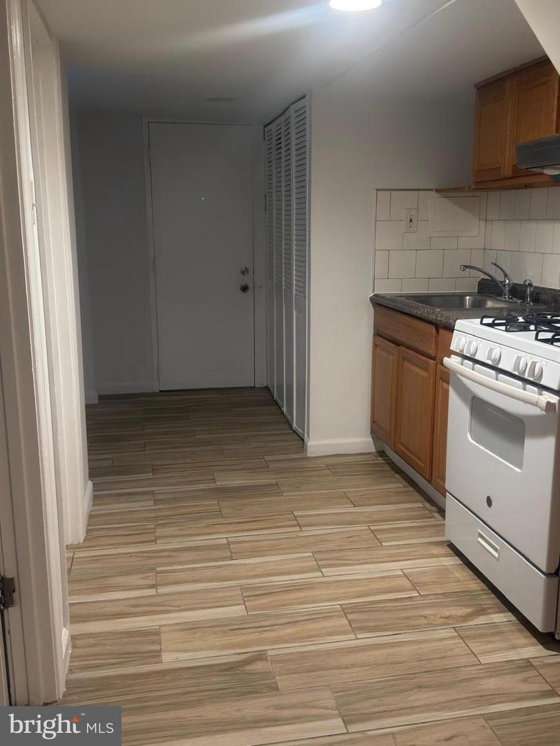 245 NICHOLSON ST NE, WASHINGTON, District Of Columbia 20011, 3 Bedrooms Bedrooms, 5 Rooms Rooms,2 BathroomsBathrooms,Residential,For sale,245 NICHOLSON ST NE,DCDC2240636 MLS # DCDC2240636