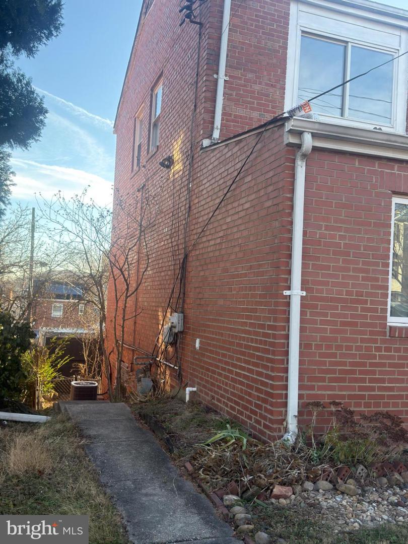245 NICHOLSON ST NE, WASHINGTON, District Of Columbia 20011, 3 Bedrooms Bedrooms, 5 Rooms Rooms,2 BathroomsBathrooms,Residential,For sale,245 NICHOLSON ST NE,DCDC2240636 MLS # DCDC2240636