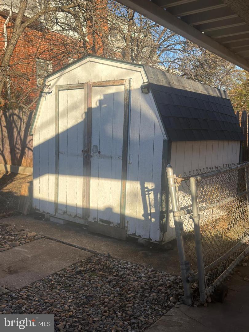 245 NICHOLSON ST NE, WASHINGTON, District Of Columbia 20011, 3 Bedrooms Bedrooms, 5 Rooms Rooms,2 BathroomsBathrooms,Residential,For sale,245 NICHOLSON ST NE,DCDC2240636 MLS # DCDC2240636