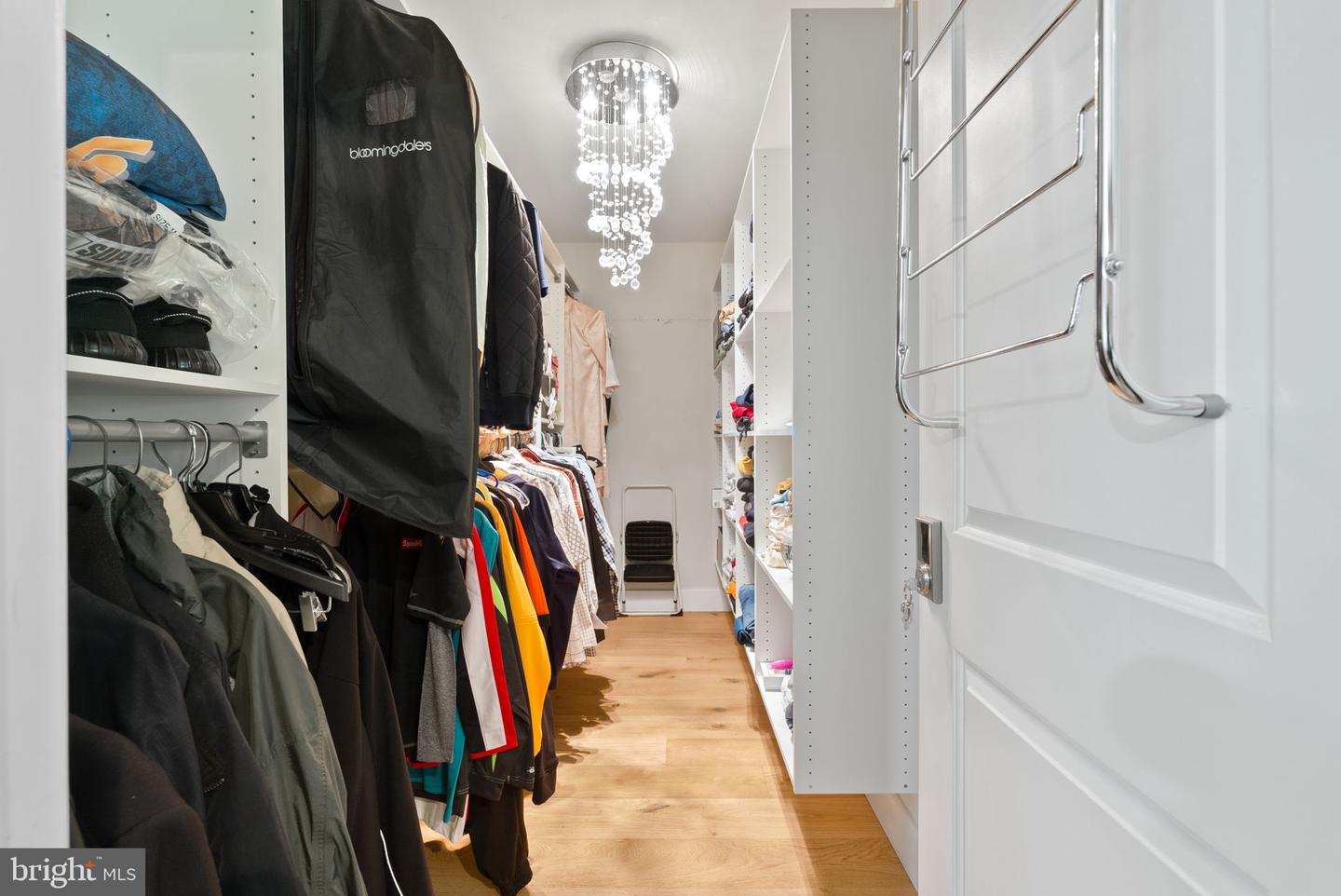 9005 SOUTHWICK ST, FAIRFAX, Virginia 22031, 4 Bedrooms Bedrooms, ,4 BathroomsBathrooms,Residential,For sale,9005 SOUTHWICK ST,VAFX2285568 MLS # VAFX2285568