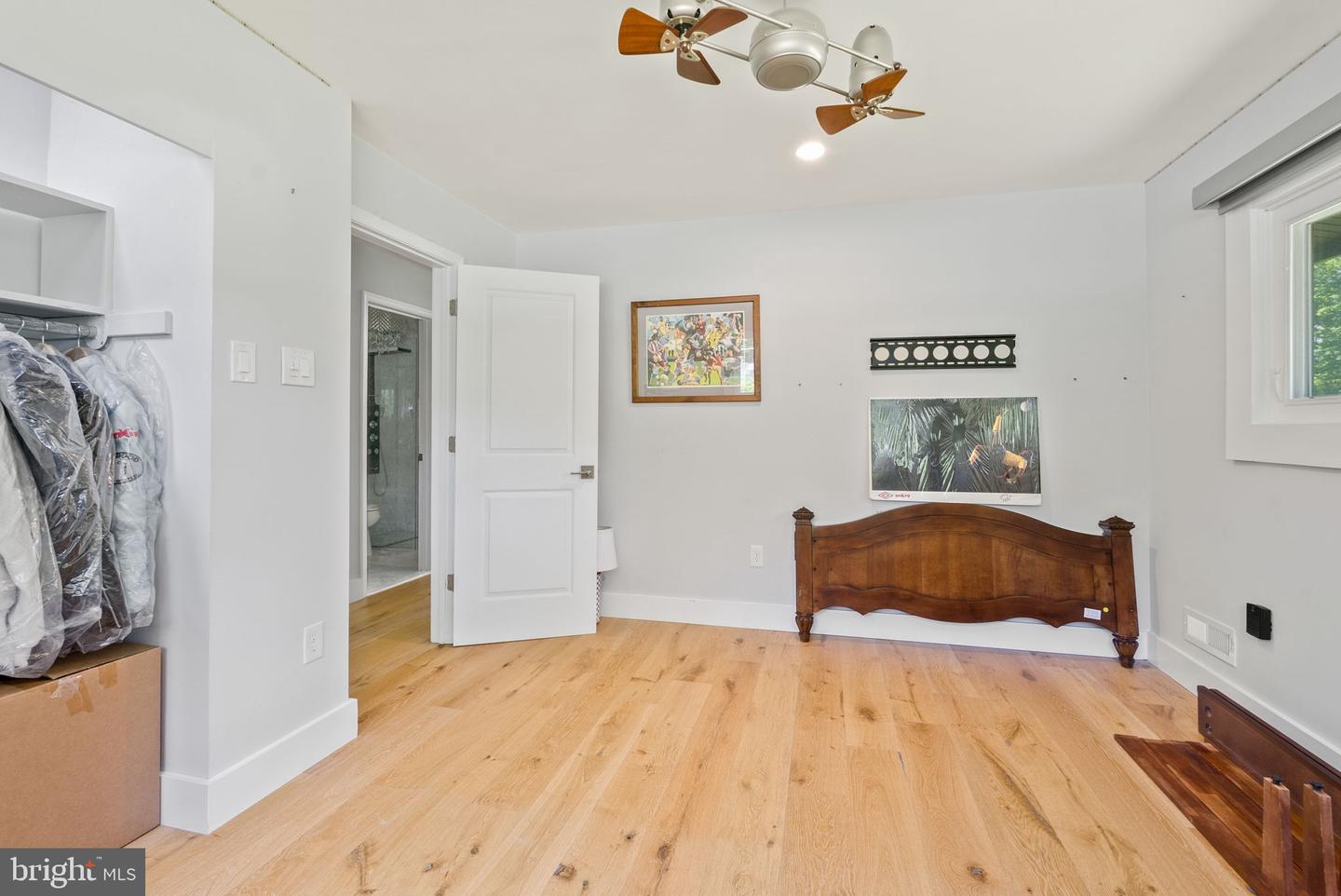 9005 SOUTHWICK ST, FAIRFAX, Virginia 22031, 4 Bedrooms Bedrooms, ,4 BathroomsBathrooms,Residential,For sale,9005 SOUTHWICK ST,VAFX2285568 MLS # VAFX2285568