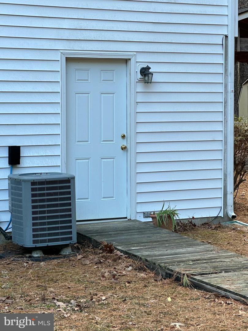 13319 W CATHARPIN RD, SPOTSYLVANIA, Virginia 22553, 2 Bedrooms Bedrooms, ,1 BathroomBathrooms,Residential,For sale,13319 W CATHARPIN RD,VASP2038648 MLS # VASP2038648