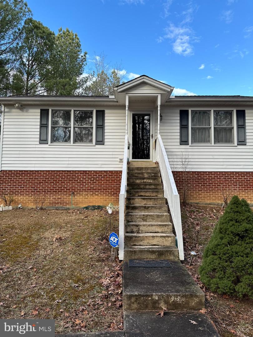 13319 W CATHARPIN RD, SPOTSYLVANIA, Virginia 22553, 2 Bedrooms Bedrooms, ,1 BathroomBathrooms,Residential,For sale,13319 W CATHARPIN RD,VASP2038648 MLS # VASP2038648