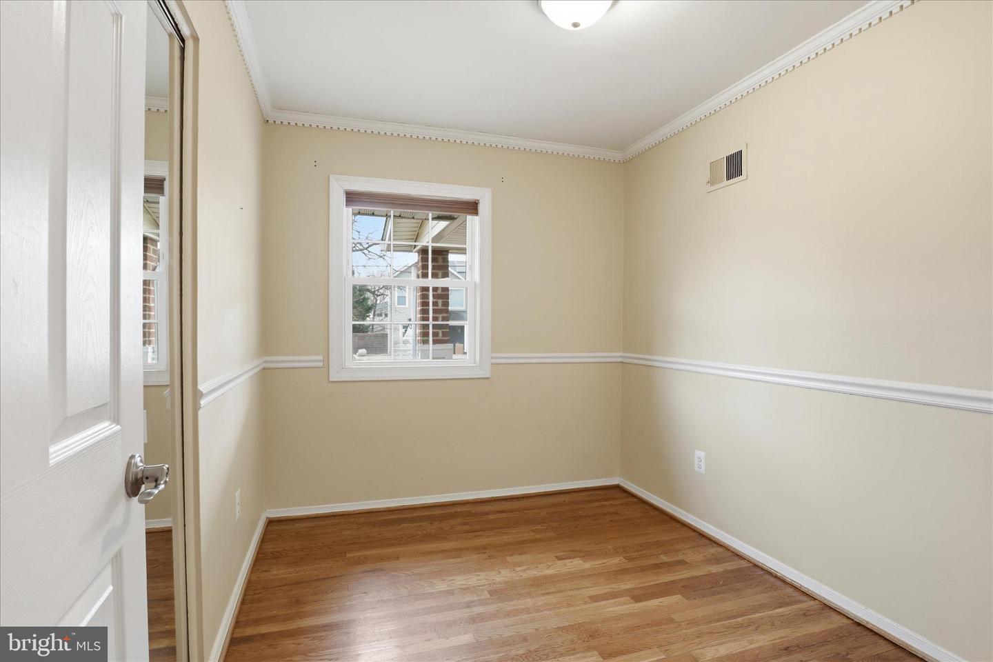 7416 SPORTSMAN DR, FALLS CHURCH, Virginia 22043, 3 Bedrooms Bedrooms, ,3 BathroomsBathrooms,Residential,For sale,7416 SPORTSMAN DR,VAFX2285816 MLS # VAFX2285816