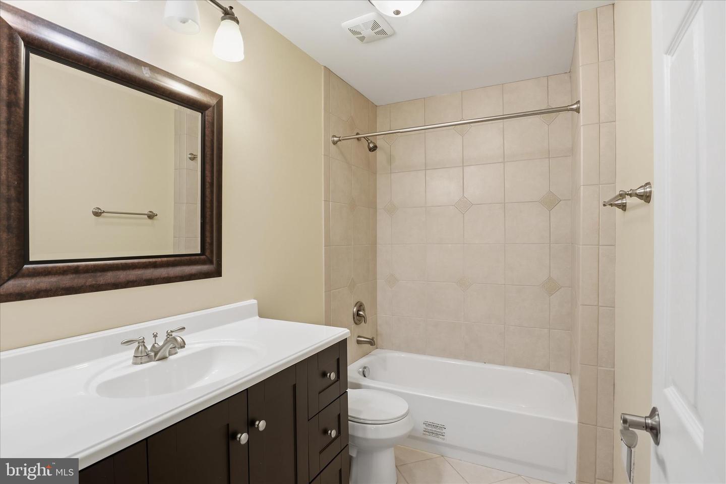 7416 SPORTSMAN DR, FALLS CHURCH, Virginia 22043, 3 Bedrooms Bedrooms, ,3 BathroomsBathrooms,Residential,For sale,7416 SPORTSMAN DR,VAFX2285816 MLS # VAFX2285816