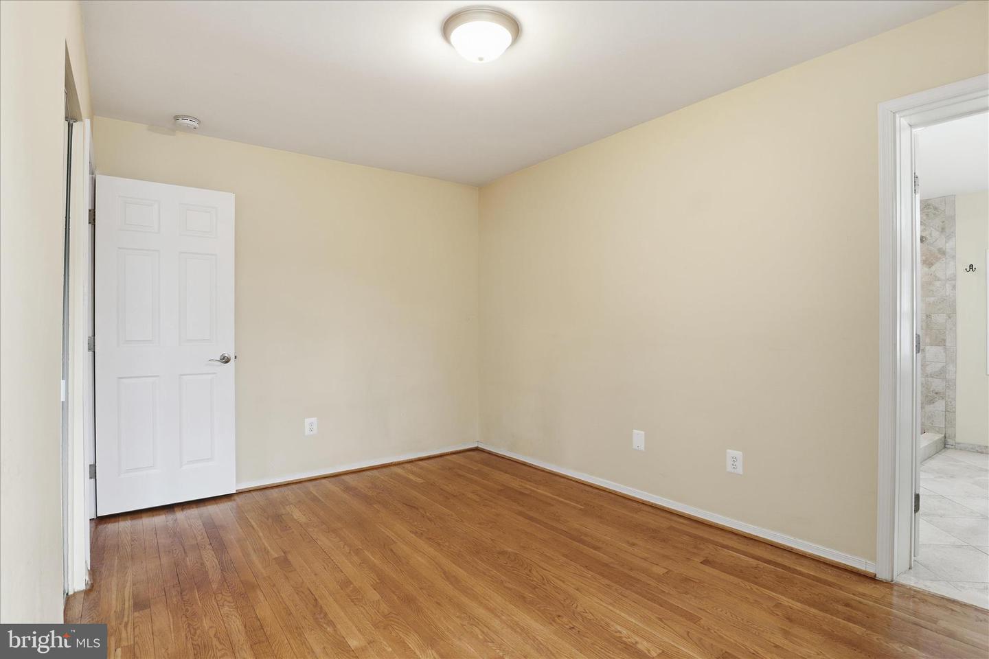 7416 SPORTSMAN DR, FALLS CHURCH, Virginia 22043, 3 Bedrooms Bedrooms, ,3 BathroomsBathrooms,Residential,For sale,7416 SPORTSMAN DR,VAFX2285816 MLS # VAFX2285816