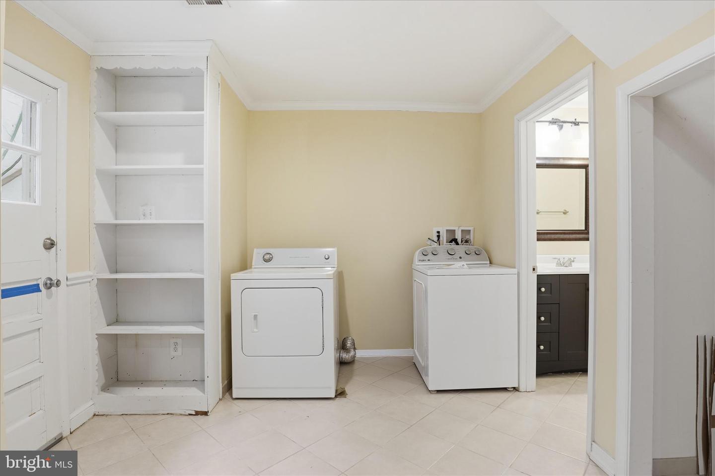 7416 SPORTSMAN DR, FALLS CHURCH, Virginia 22043, 3 Bedrooms Bedrooms, ,3 BathroomsBathrooms,Residential,For sale,7416 SPORTSMAN DR,VAFX2285816 MLS # VAFX2285816