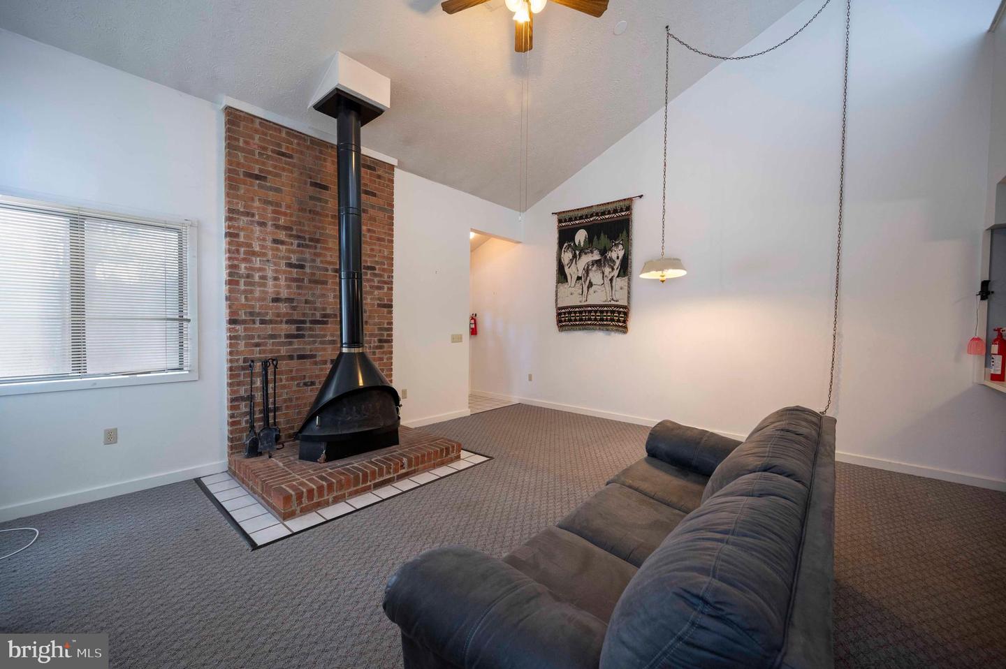 377 SPITZ #100 A&B, BASYE, Virginia 22810, 4 Bedrooms Bedrooms, 10 Rooms Rooms,4 BathroomsBathrooms,Residential,For sale,377 SPITZ #100 A&B,VASH2013396 MLS # VASH2013396