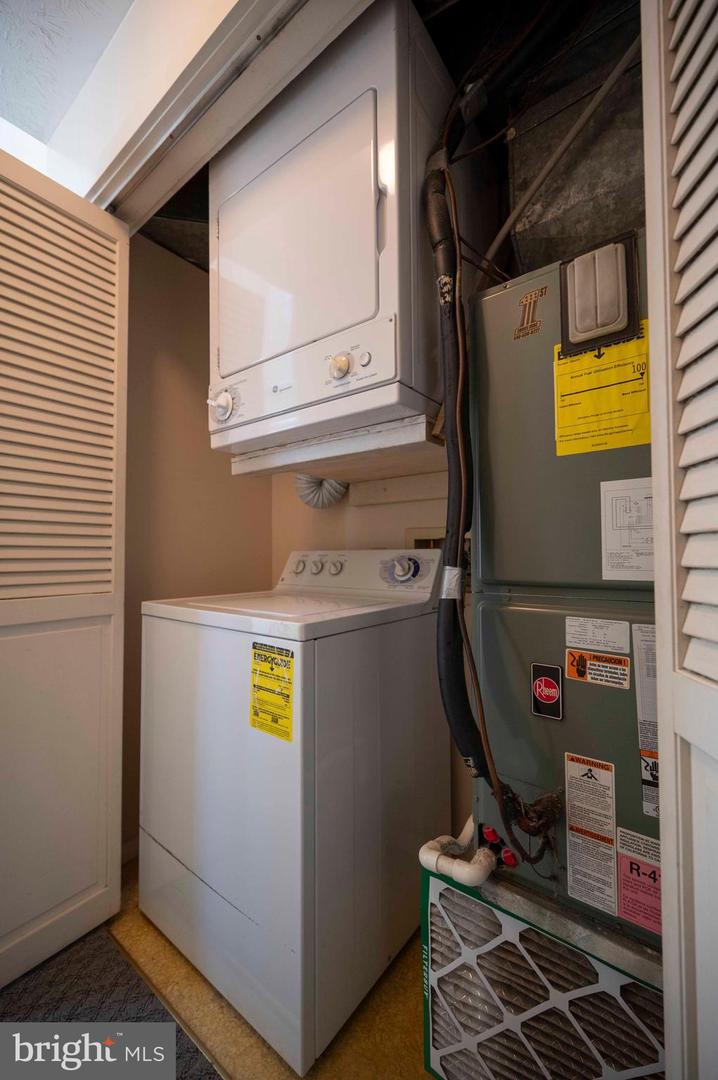 377 SPITZ #100 A&B, BASYE, Virginia 22810, 4 Bedrooms Bedrooms, 10 Rooms Rooms,4 BathroomsBathrooms,Residential,For sale,377 SPITZ #100 A&B,VASH2013396 MLS # VASH2013396