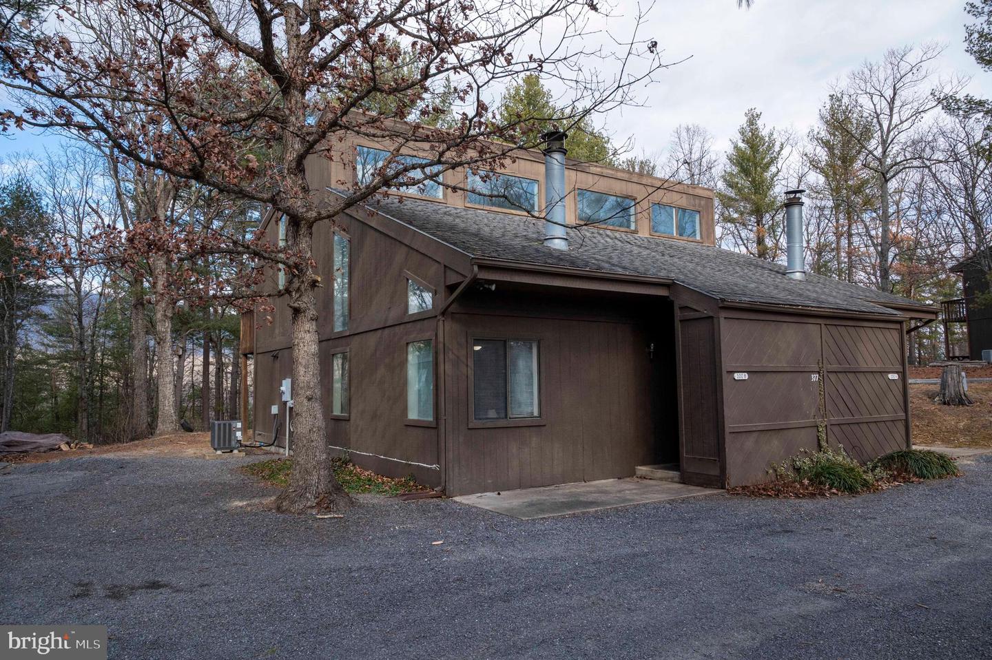 377 SPITZ #100 A&B, BASYE, Virginia 22810, 4 Bedrooms Bedrooms, 10 Rooms Rooms,4 BathroomsBathrooms,Residential,For sale,377 SPITZ #100 A&B,VASH2013396 MLS # VASH2013396