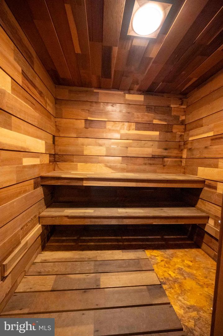 377 SPITZ #100 A&B, BASYE, Virginia 22810, 4 Bedrooms Bedrooms, 10 Rooms Rooms,4 BathroomsBathrooms,Residential,For sale,377 SPITZ #100 A&B,VASH2013396 MLS # VASH2013396