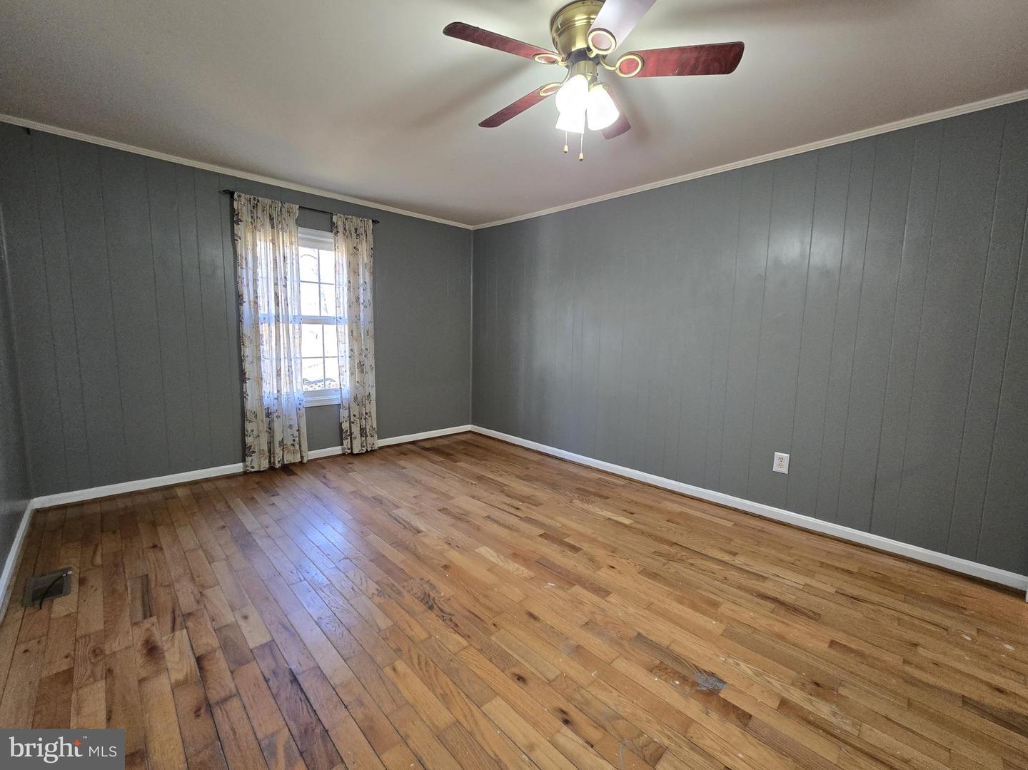 803 TOMAHAWK TRL, WINCHESTER, Virginia 22602, 3 Bedrooms Bedrooms, ,1 BathroomBathrooms,Residential,For sale,803 TOMAHAWK TRL,VAFV2039034 MLS # VAFV2039034