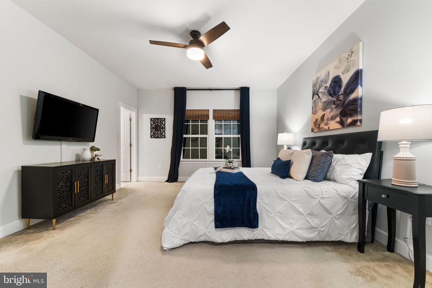 15309 LINVILLE CREEK DR, HAYMARKET, Virginia 20169, 4 Bedrooms Bedrooms, 14 Rooms Rooms,3 BathroomsBathrooms,Residential,For sale,15309 LINVILLE CREEK DR,VAPW2110762 MLS # VAPW2110762