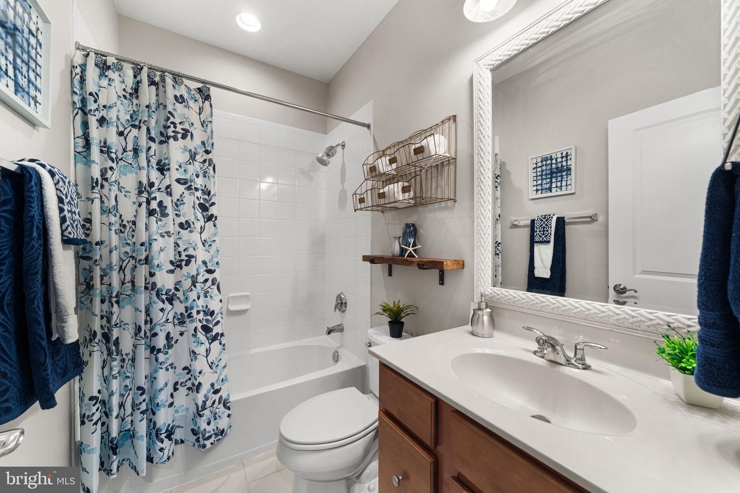 15309 LINVILLE CREEK DR, HAYMARKET, Virginia 20169, 4 Bedrooms Bedrooms, 14 Rooms Rooms,3 BathroomsBathrooms,Residential,For sale,15309 LINVILLE CREEK DR,VAPW2110762 MLS # VAPW2110762