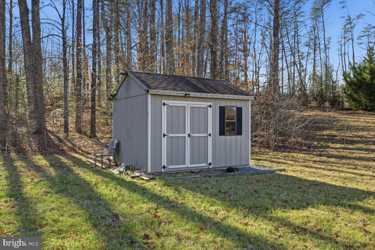 11 SWEET WILLIAM DR, STAFFORD, Virginia 22554, 6 Bedrooms Bedrooms, ,5 BathroomsBathrooms,Residential,For sale,11 SWEET WILLIAM DR,VAST2045346 MLS # VAST2045346