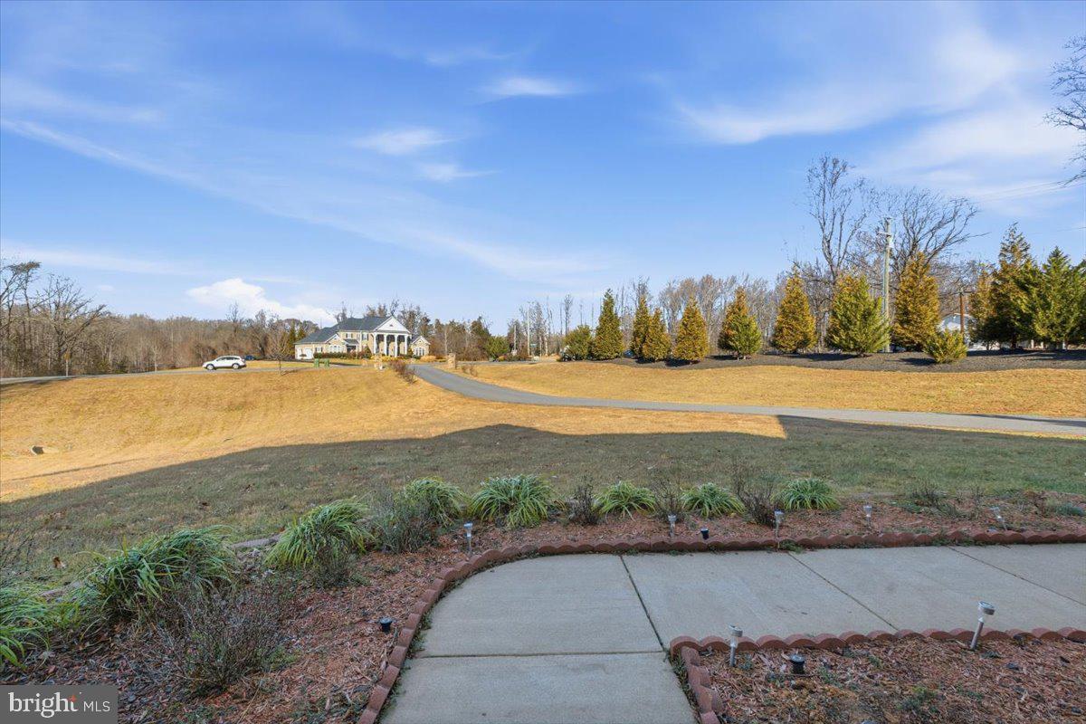 11 SWEET WILLIAM DR, STAFFORD, Virginia 22554, 6 Bedrooms Bedrooms, ,5 BathroomsBathrooms,Residential,For sale,11 SWEET WILLIAM DR,VAST2045346 MLS # VAST2045346