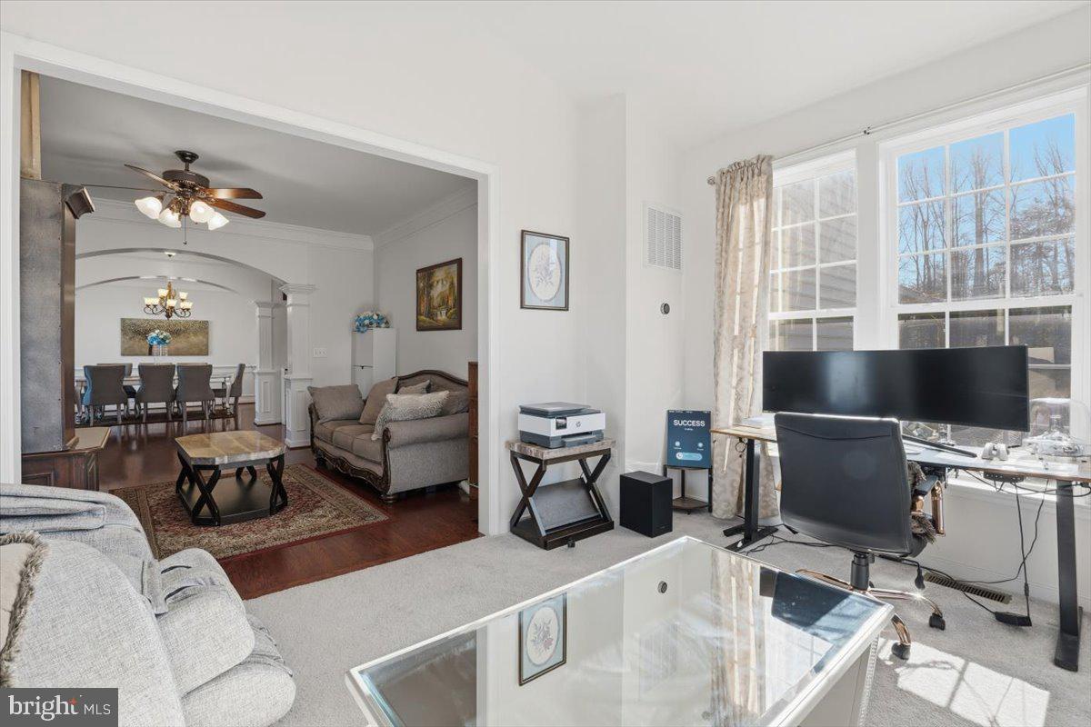 11 SWEET WILLIAM DR, STAFFORD, Virginia 22554, 6 Bedrooms Bedrooms, ,5 BathroomsBathrooms,Residential,For sale,11 SWEET WILLIAM DR,VAST2045346 MLS # VAST2045346