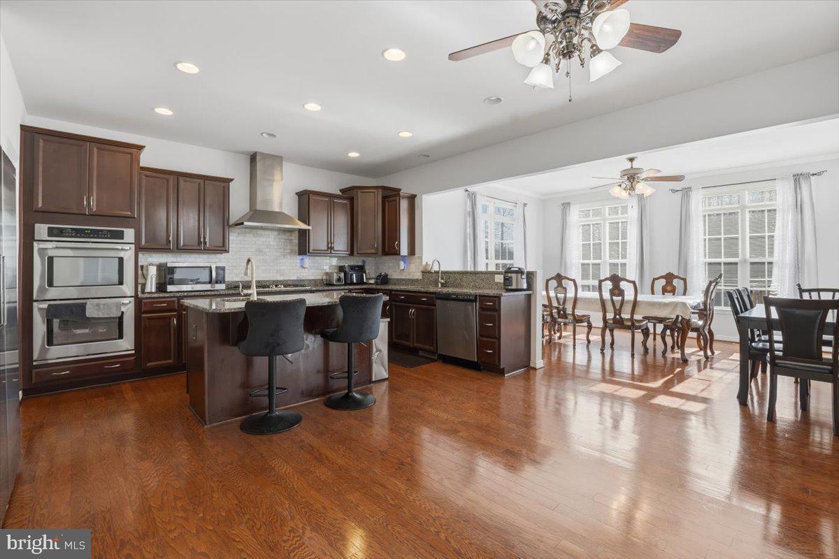 11 SWEET WILLIAM DR, STAFFORD, Virginia 22554, 6 Bedrooms Bedrooms, ,5 BathroomsBathrooms,Residential,For sale,11 SWEET WILLIAM DR,VAST2045346 MLS # VAST2045346