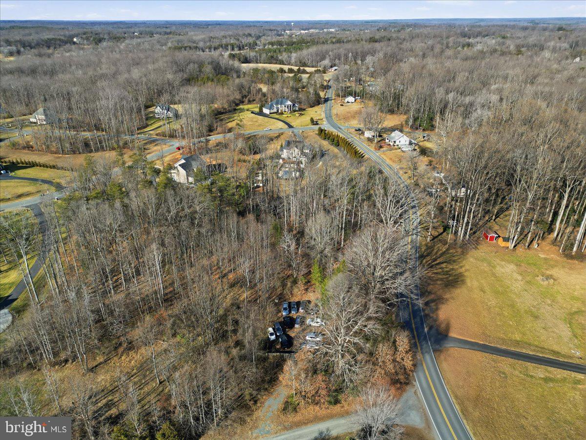 11 SWEET WILLIAM DR, STAFFORD, Virginia 22554, 6 Bedrooms Bedrooms, ,5 BathroomsBathrooms,Residential,For sale,11 SWEET WILLIAM DR,VAST2045346 MLS # VAST2045346