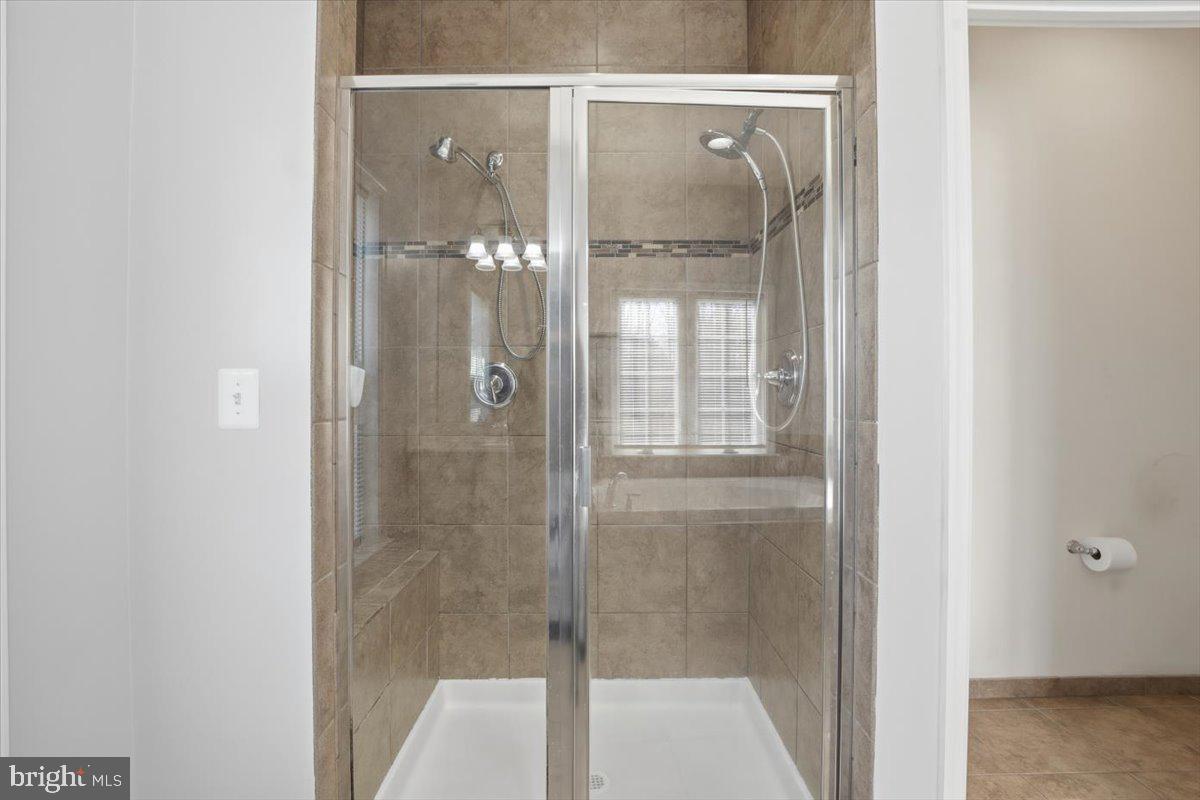 11 SWEET WILLIAM DR, STAFFORD, Virginia 22554, 6 Bedrooms Bedrooms, ,5 BathroomsBathrooms,Residential,For sale,11 SWEET WILLIAM DR,VAST2045346 MLS # VAST2045346