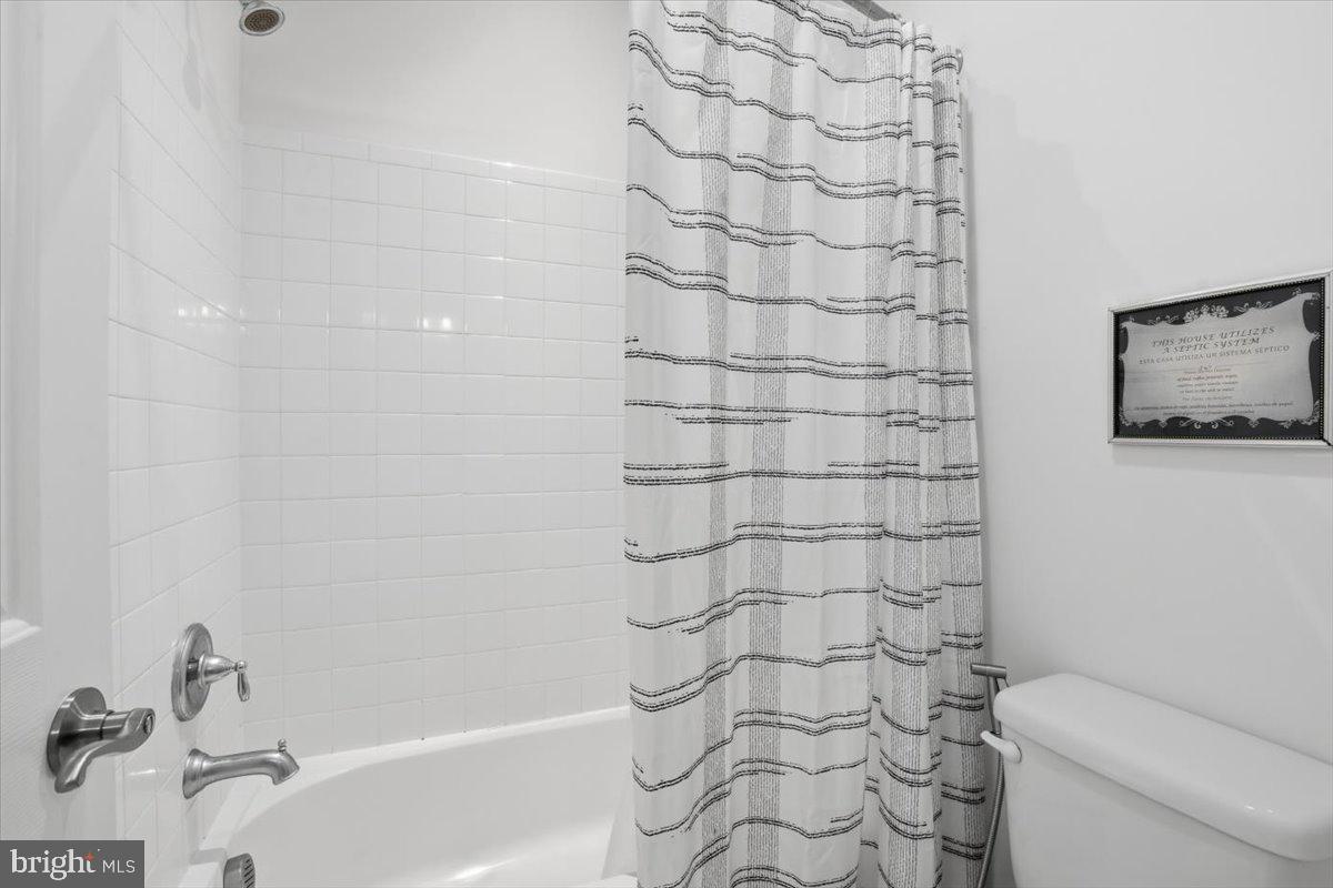 11 SWEET WILLIAM DR, STAFFORD, Virginia 22554, 6 Bedrooms Bedrooms, ,5 BathroomsBathrooms,Residential,For sale,11 SWEET WILLIAM DR,VAST2045346 MLS # VAST2045346