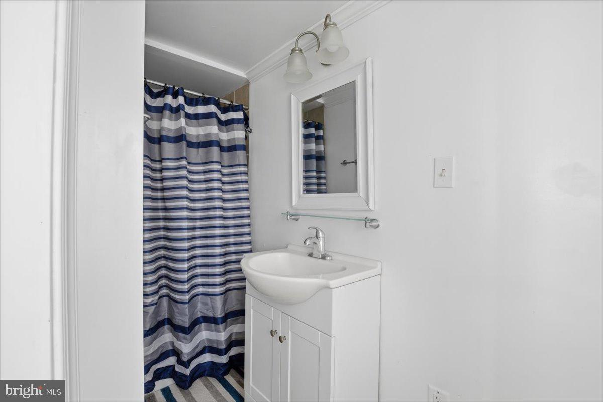 11 SWEET WILLIAM DR, STAFFORD, Virginia 22554, 6 Bedrooms Bedrooms, ,5 BathroomsBathrooms,Residential,For sale,11 SWEET WILLIAM DR,VAST2045346 MLS # VAST2045346