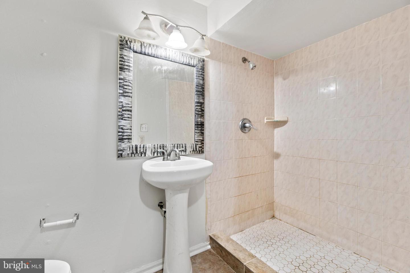 3618 WHARF LN, TRIANGLE, Virginia 22172, 3 Bedrooms Bedrooms, ,2 BathroomsBathrooms,Residential,For sale,3618 WHARF LN,VAPW2110788 MLS # VAPW2110788