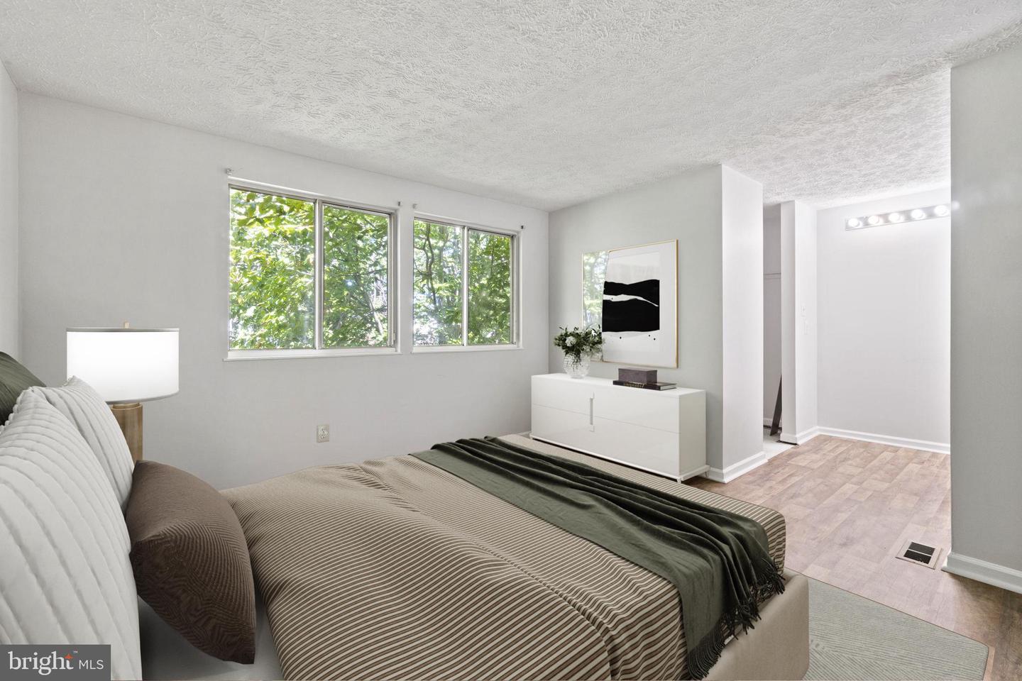 3618 WHARF LN, TRIANGLE, Virginia 22172, 3 Bedrooms Bedrooms, ,2 BathroomsBathrooms,Residential,For sale,3618 WHARF LN,VAPW2110788 MLS # VAPW2110788