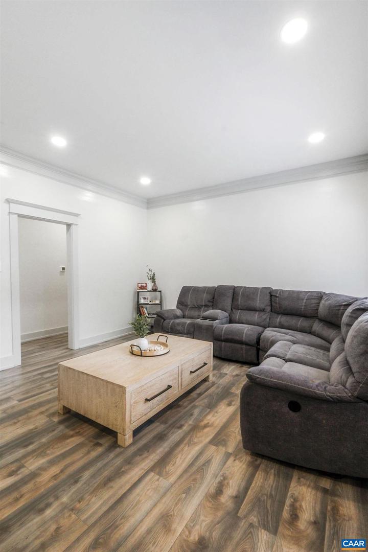 3331 S CONSTITUTION RTE, DILLWYN, Virginia 23936, 3 Bedrooms Bedrooms, ,2 BathroomsBathrooms,Residential,For sale,3331 S CONSTITUTION RTE,672594 MLS # 672594