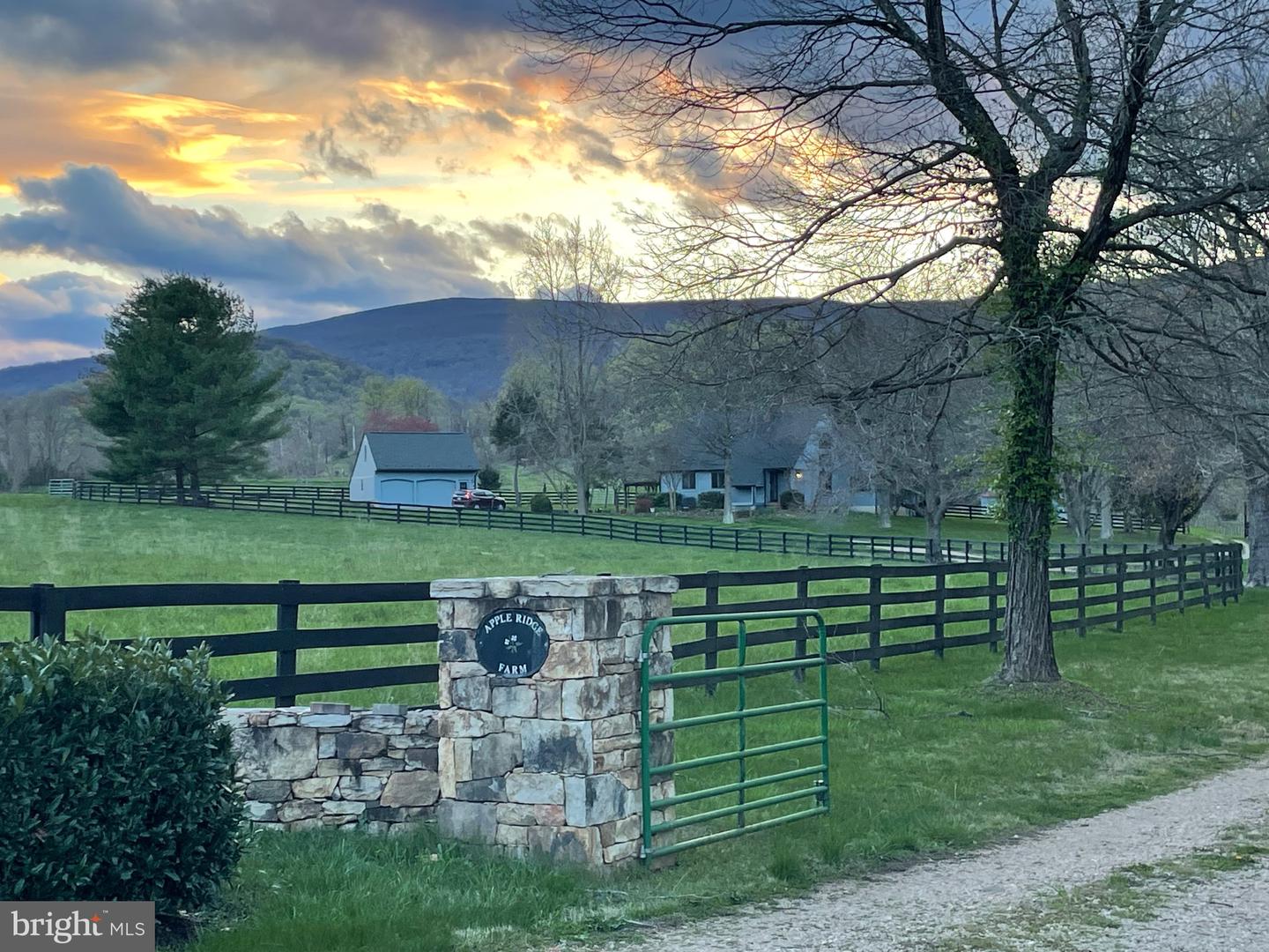 521 DEARING RD, HUNTLY, Virginia 22640, 3 Bedrooms Bedrooms, ,3 BathroomsBathrooms,Farm,For sale,521 DEARING RD,VARP2002286 MLS # VARP2002286