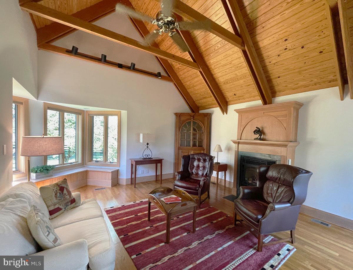 521 DEARING RD, HUNTLY, Virginia 22640, 3 Bedrooms Bedrooms, ,3 BathroomsBathrooms,Farm,For sale,521 DEARING RD,VARP2002286 MLS # VARP2002286