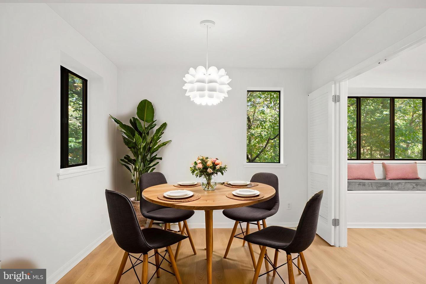 1656 PARKCREST CIR #2D/301, RESTON, Virginia 20190, 1 Bedroom Bedrooms, ,1 BathroomBathrooms,Residential,For sale,1656 PARKCREST CIR #2D/301,VAFX2277096 MLS # VAFX2277096