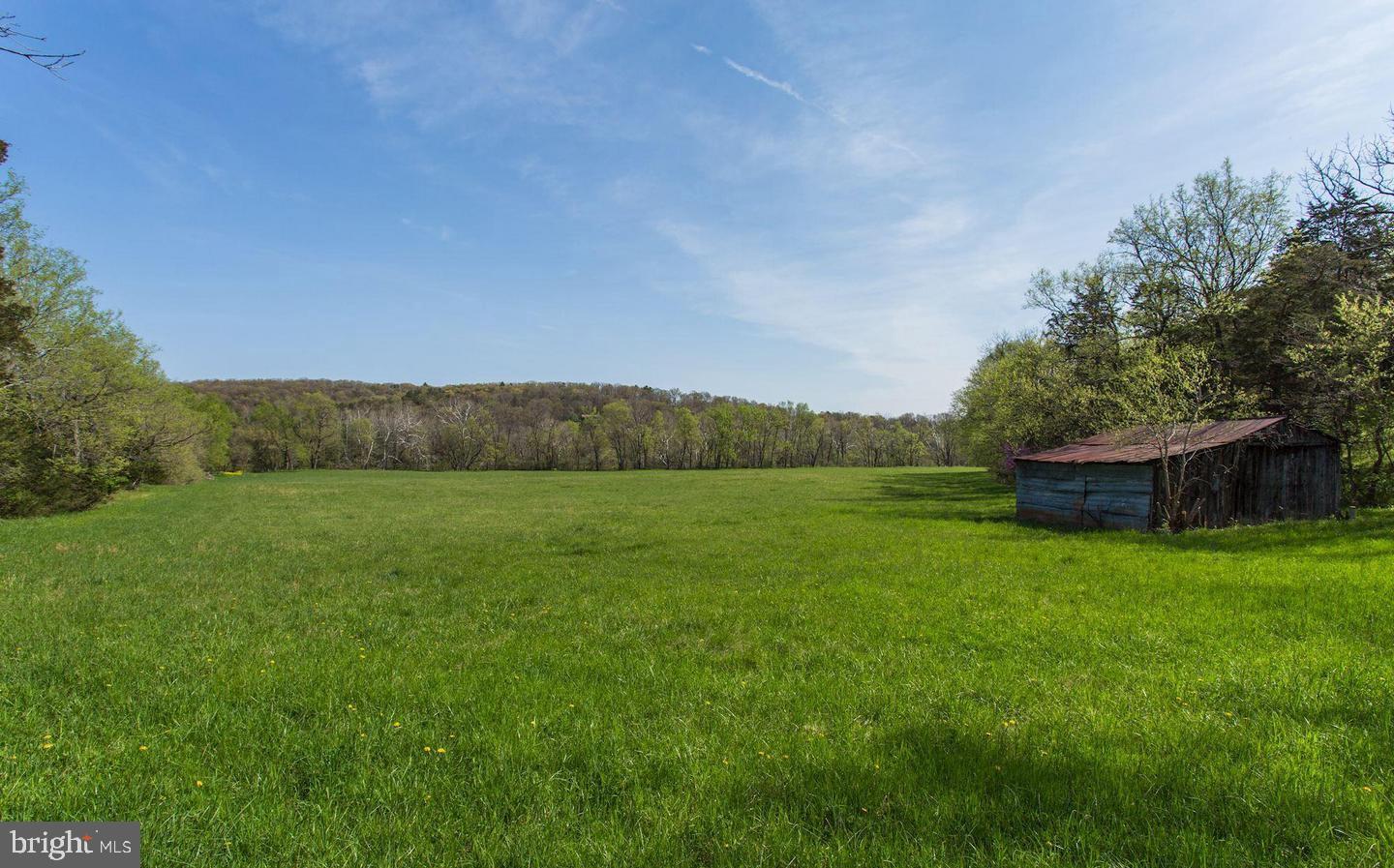 326 THUNDERBIRD RD, BENTONVILLE, Virginia 22610, ,Farm,For sale,326 THUNDERBIRD RD,VAWR2013164 MLS # VAWR2013164