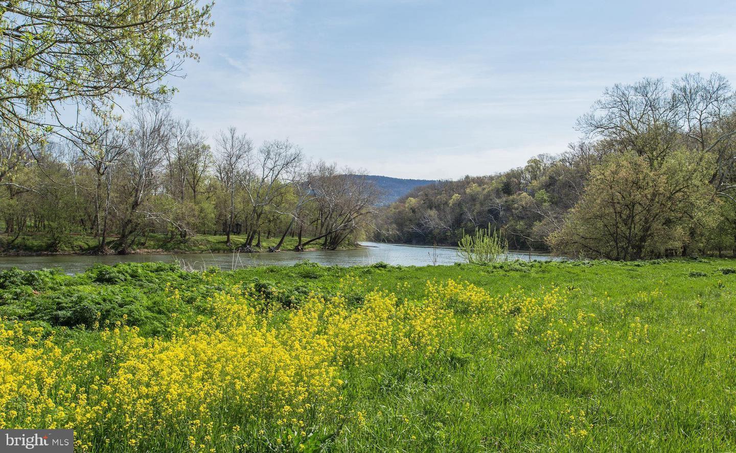 326 THUNDERBIRD RD, BENTONVILLE, Virginia 22610, ,Farm,For sale,326 THUNDERBIRD RD,VAWR2013164 MLS # VAWR2013164