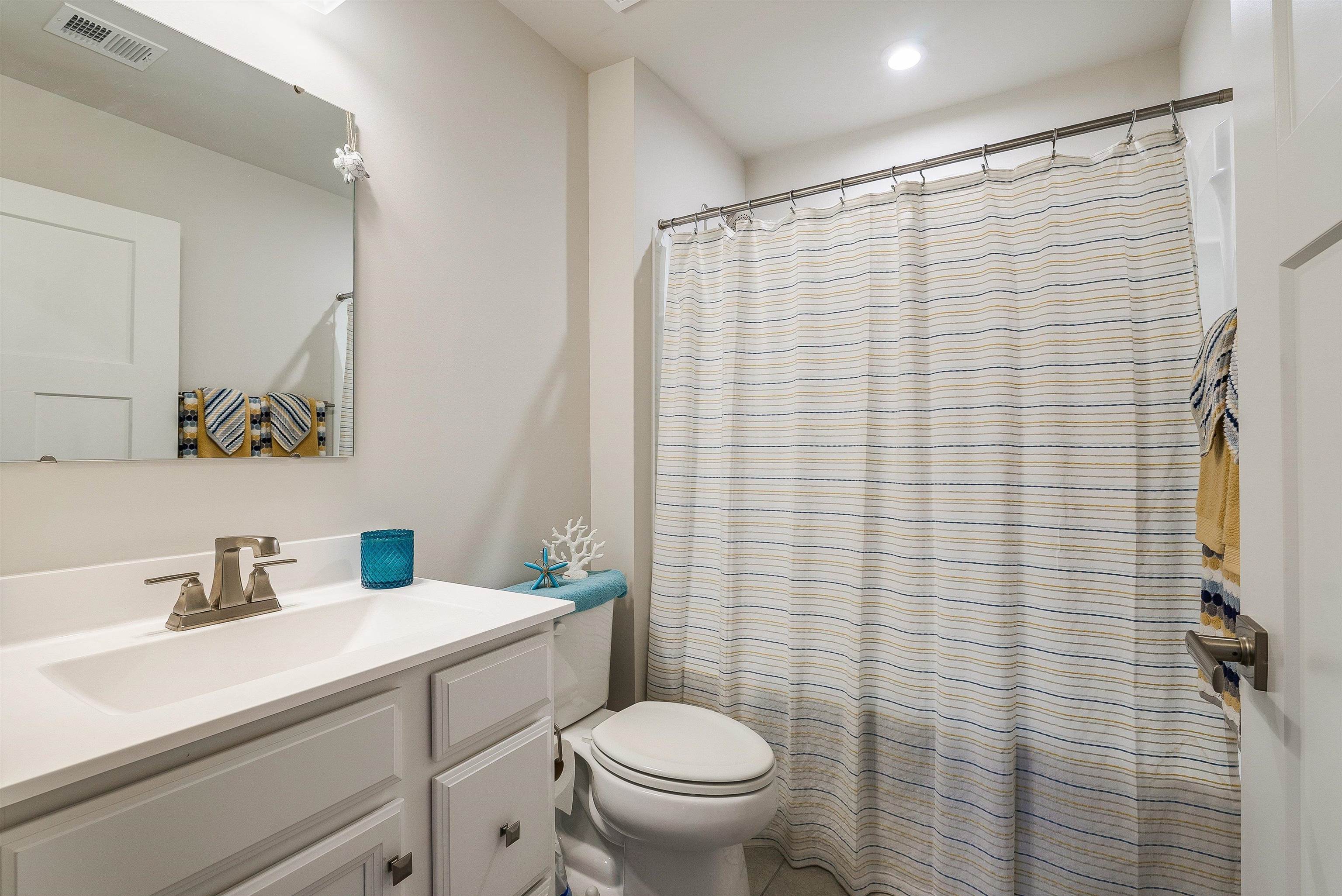 13 SOUTH PEAK DR, MCGAHEYSVILLE, Virginia 22840, 3 Bedrooms Bedrooms, ,2 BathroomsBathrooms,Residential,13 SOUTH PEAK DR,672596 MLS # 672596