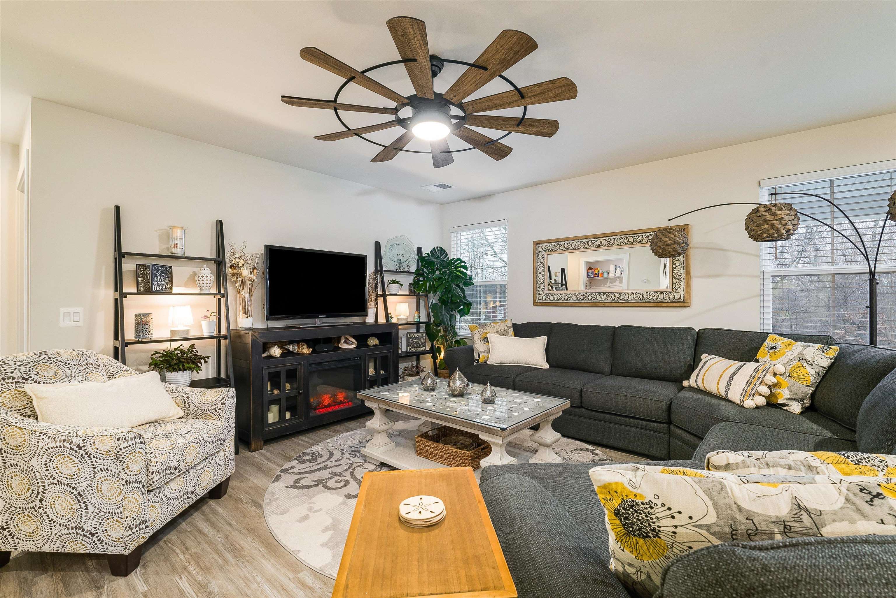 13 SOUTH PEAK DR, MCGAHEYSVILLE, Virginia 22840, 3 Bedrooms Bedrooms, ,2 BathroomsBathrooms,Residential,13 SOUTH PEAK DR,672596 MLS # 672596