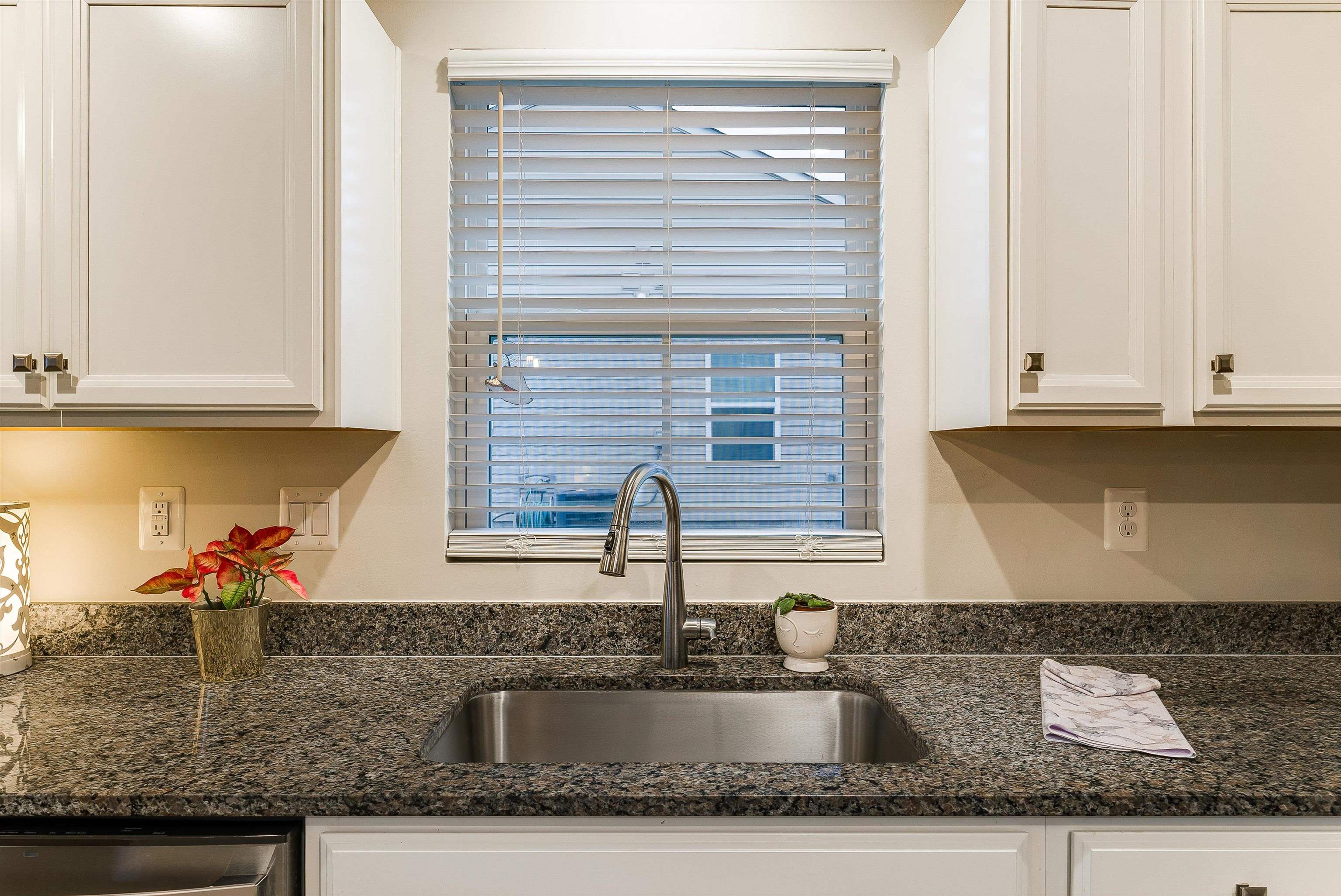 13 SOUTH PEAK DR, MCGAHEYSVILLE, Virginia 22840, 3 Bedrooms Bedrooms, ,2 BathroomsBathrooms,Residential,13 SOUTH PEAK DR,672596 MLS # 672596