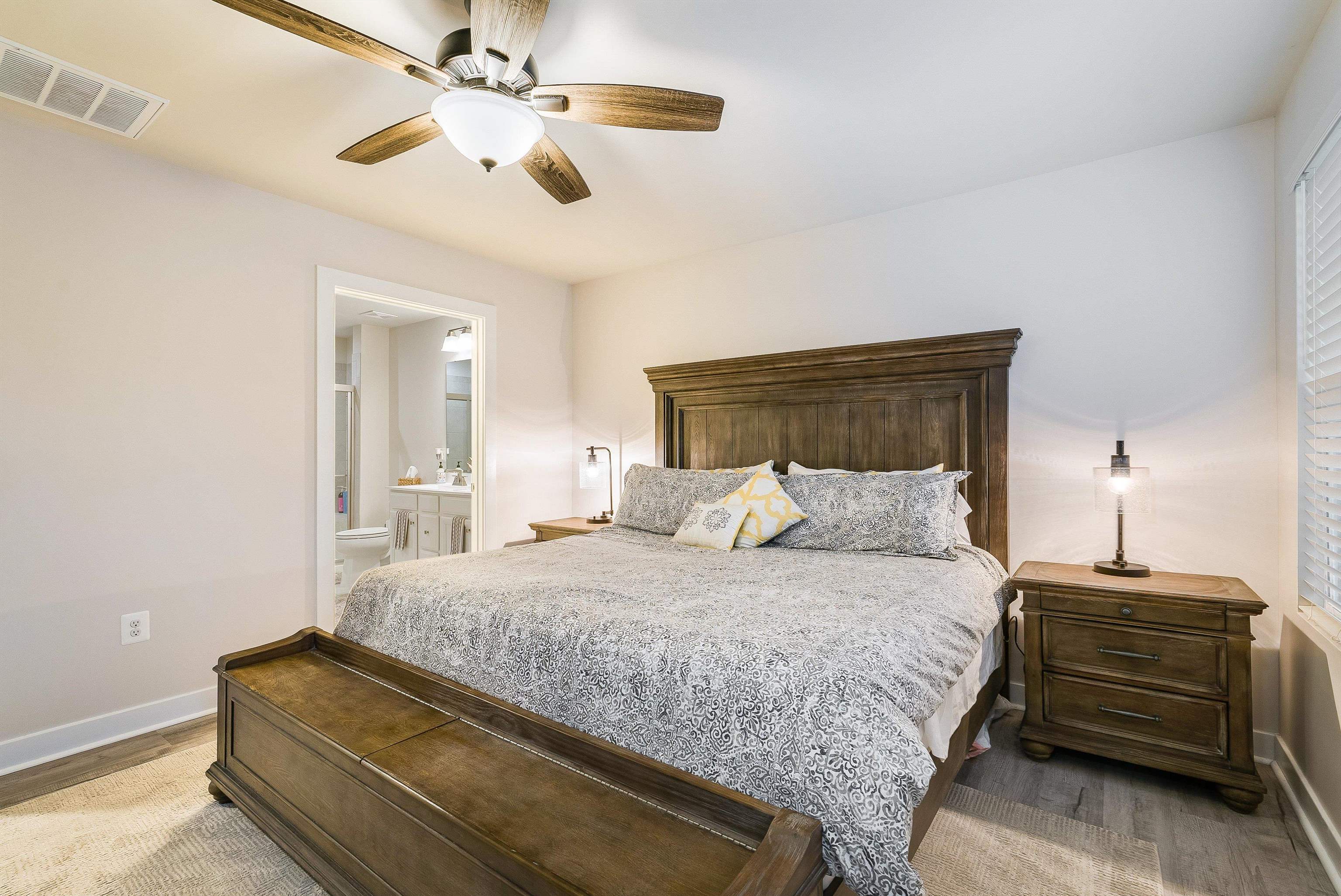 13 SOUTH PEAK DR, MCGAHEYSVILLE, Virginia 22840, 3 Bedrooms Bedrooms, ,2 BathroomsBathrooms,Residential,13 SOUTH PEAK DR,672596 MLS # 672596