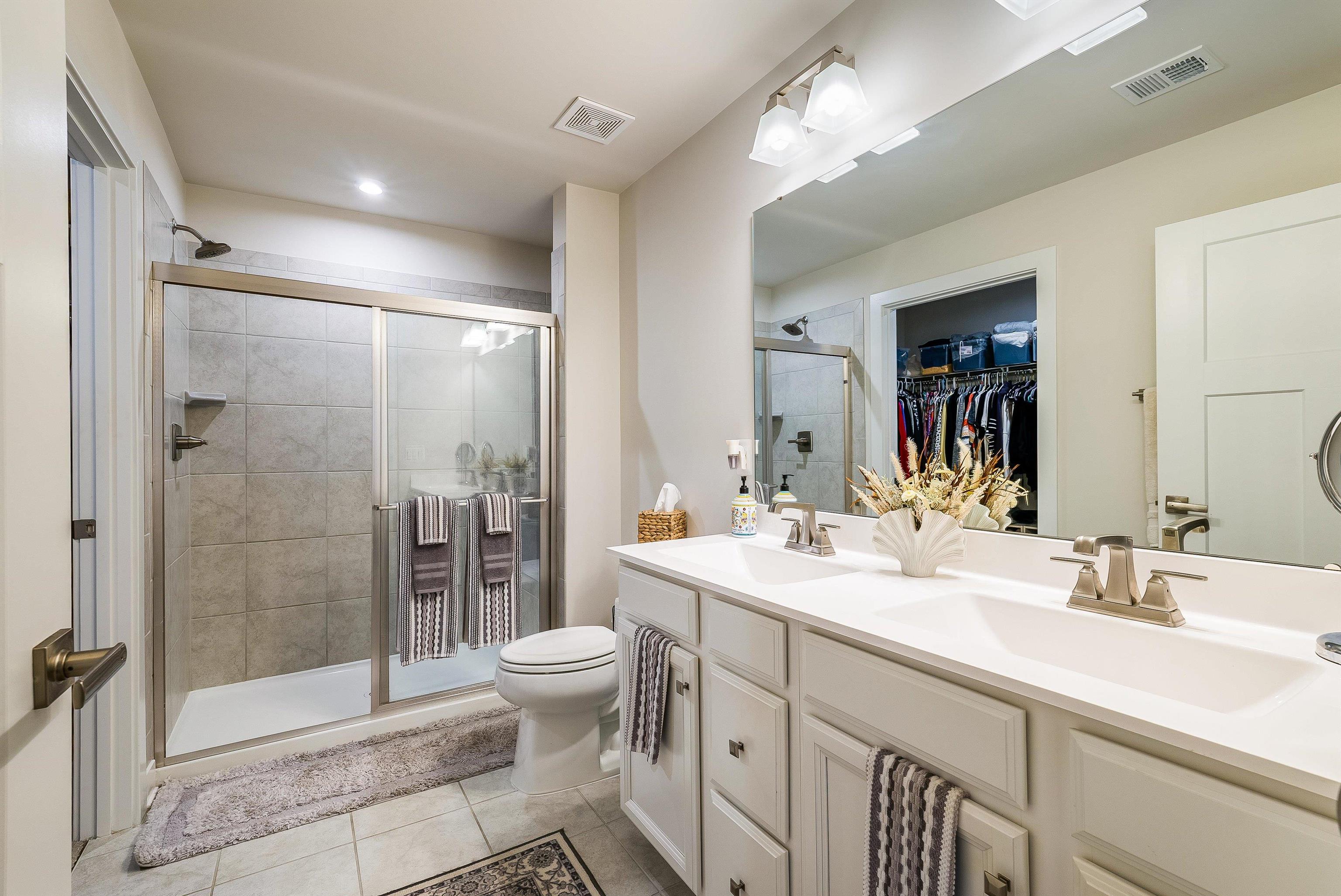 13 SOUTH PEAK DR, MCGAHEYSVILLE, Virginia 22840, 3 Bedrooms Bedrooms, ,2 BathroomsBathrooms,Residential,13 SOUTH PEAK DR,672596 MLS # 672596