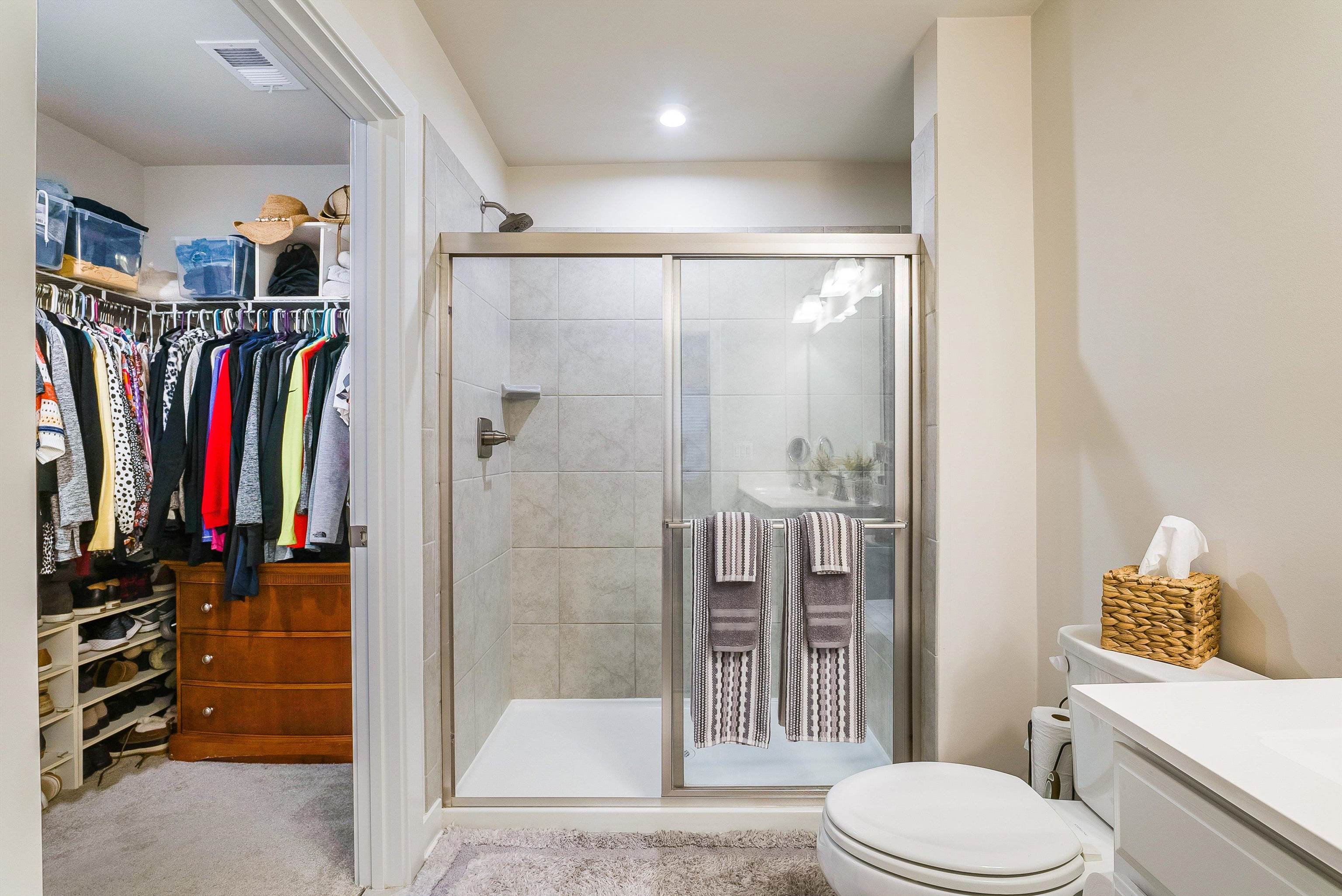 13 SOUTH PEAK DR, MCGAHEYSVILLE, Virginia 22840, 3 Bedrooms Bedrooms, ,2 BathroomsBathrooms,Residential,13 SOUTH PEAK DR,672596 MLS # 672596