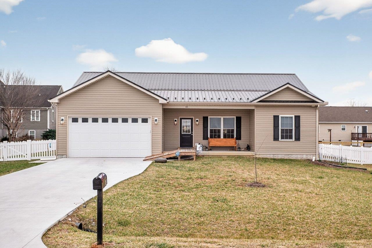 65 W WANDA ST, STANLEY, Virginia 22851, 3 Bedrooms Bedrooms, ,2 BathroomsBathrooms,Residential,65 W WANDA ST,672603 MLS # 672603