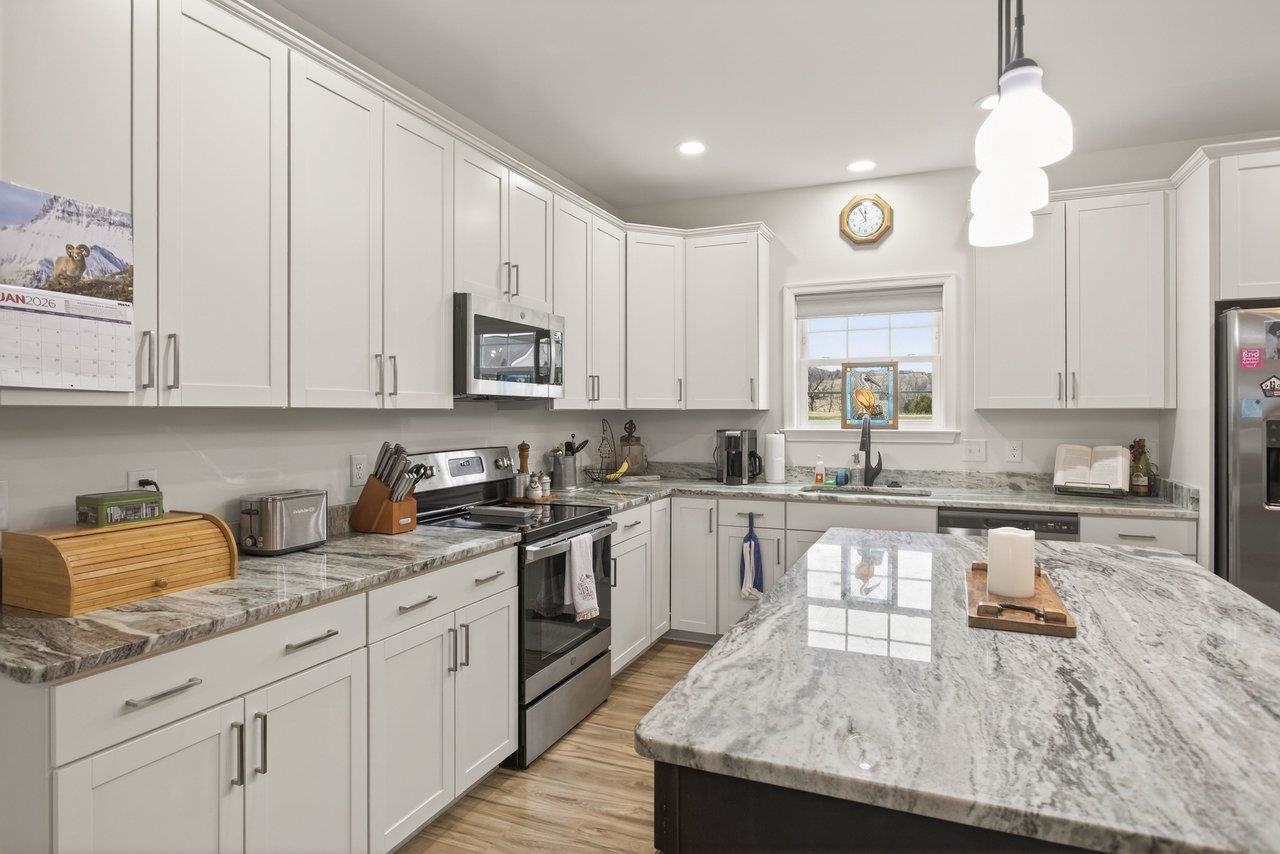 65 W WANDA ST, STANLEY, Virginia 22851, 3 Bedrooms Bedrooms, ,2 BathroomsBathrooms,Residential,65 W WANDA ST,672603 MLS # 672603