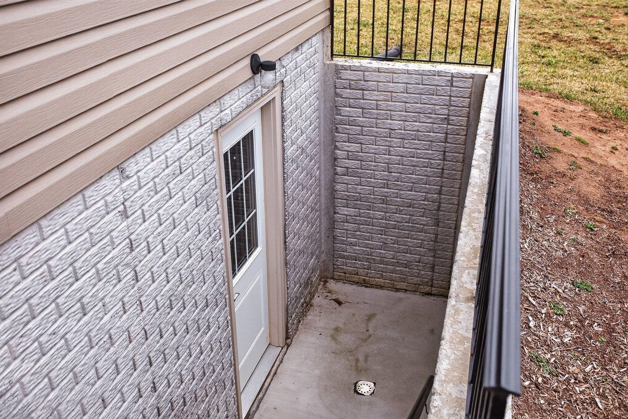 65 W WANDA ST, STANLEY, Virginia 22851, 3 Bedrooms Bedrooms, ,2 BathroomsBathrooms,Residential,65 W WANDA ST,672603 MLS # 672603