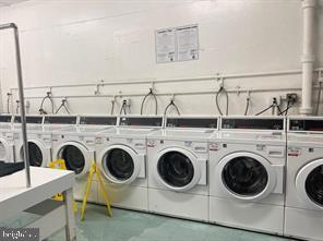 5340 HOLMES RUN PKWY #706, ALEXANDRIA, Virginia 22304, 1 Bedroom Bedrooms, ,1 BathroomBathrooms,Residential,For sale,5340 HOLMES RUN PKWY #706,VAAX2052244 MLS # VAAX2052244