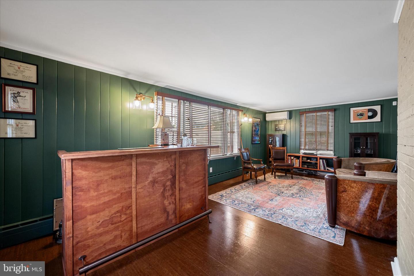 407 JEFFERSON ST, WINCHESTER, Virginia 22601, 3 Bedrooms Bedrooms, ,1 BathroomBathrooms,Residential,For sale,407 JEFFERSON ST,VAWI2009590 MLS # VAWI2009590