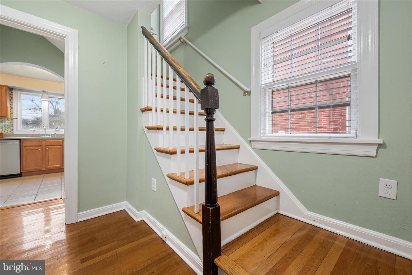 407 JEFFERSON ST, WINCHESTER, Virginia 22601, 3 Bedrooms Bedrooms, ,1 BathroomBathrooms,Residential,For sale,407 JEFFERSON ST,VAWI2009590 MLS # VAWI2009590