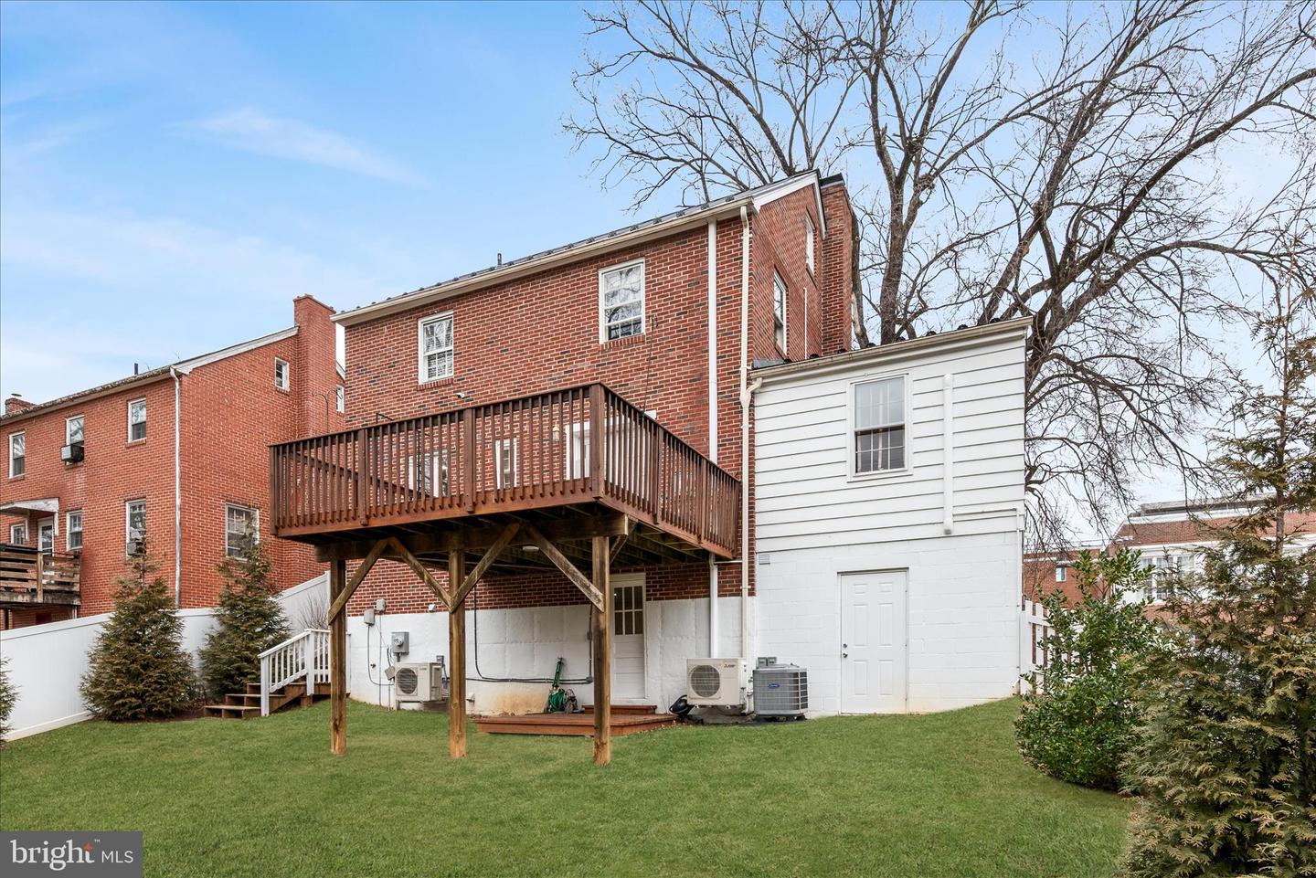 407 JEFFERSON ST, WINCHESTER, Virginia 22601, 3 Bedrooms Bedrooms, ,1 BathroomBathrooms,Residential,For sale,407 JEFFERSON ST,VAWI2009590 MLS # VAWI2009590